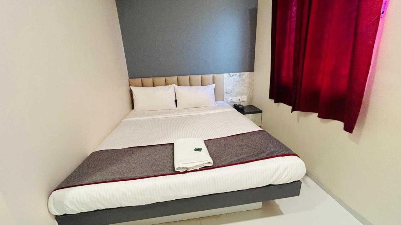 Oyo Hotel Elite Chandrapur Exterior foto
